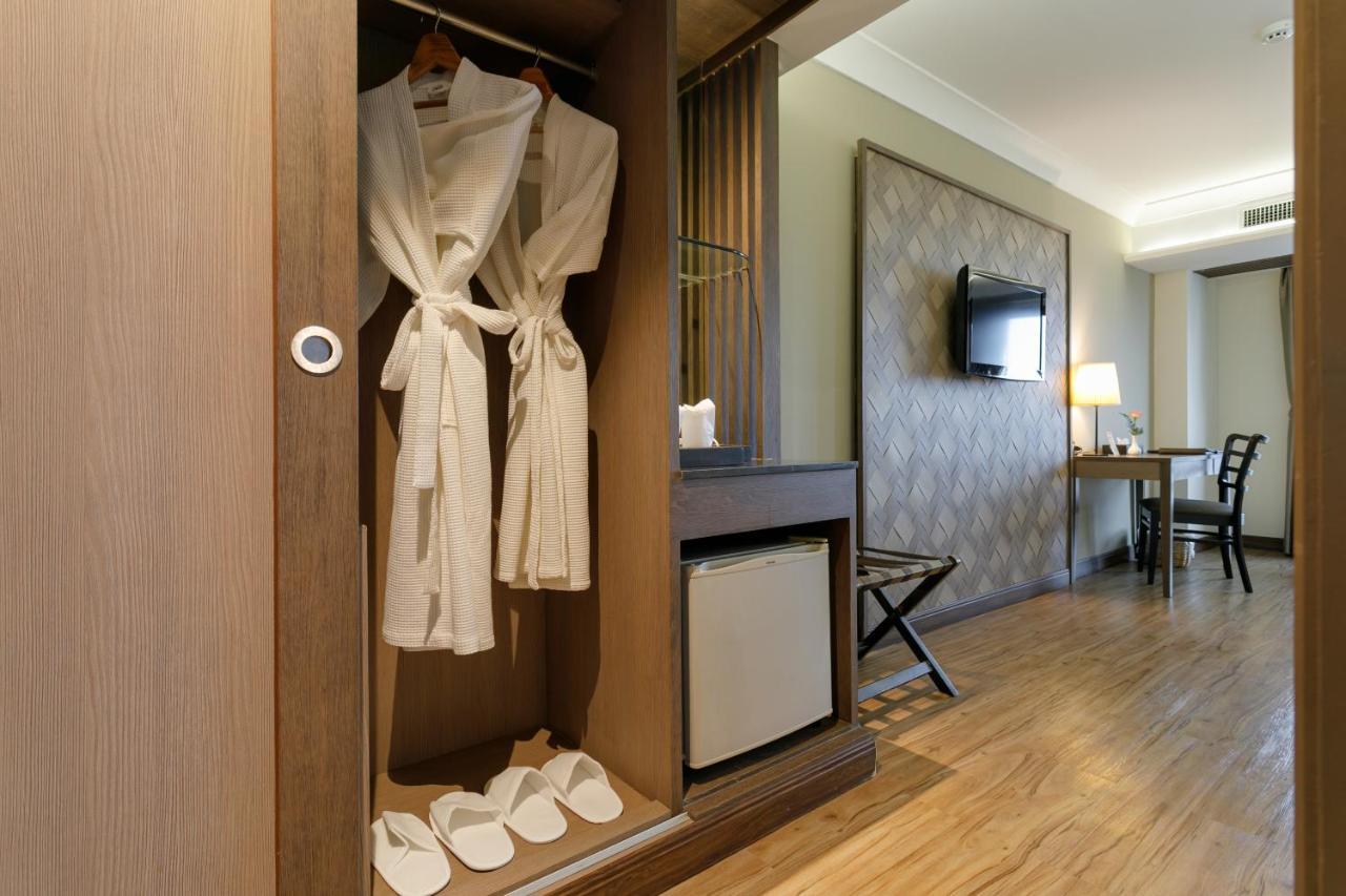 Hotel Amora Thapae