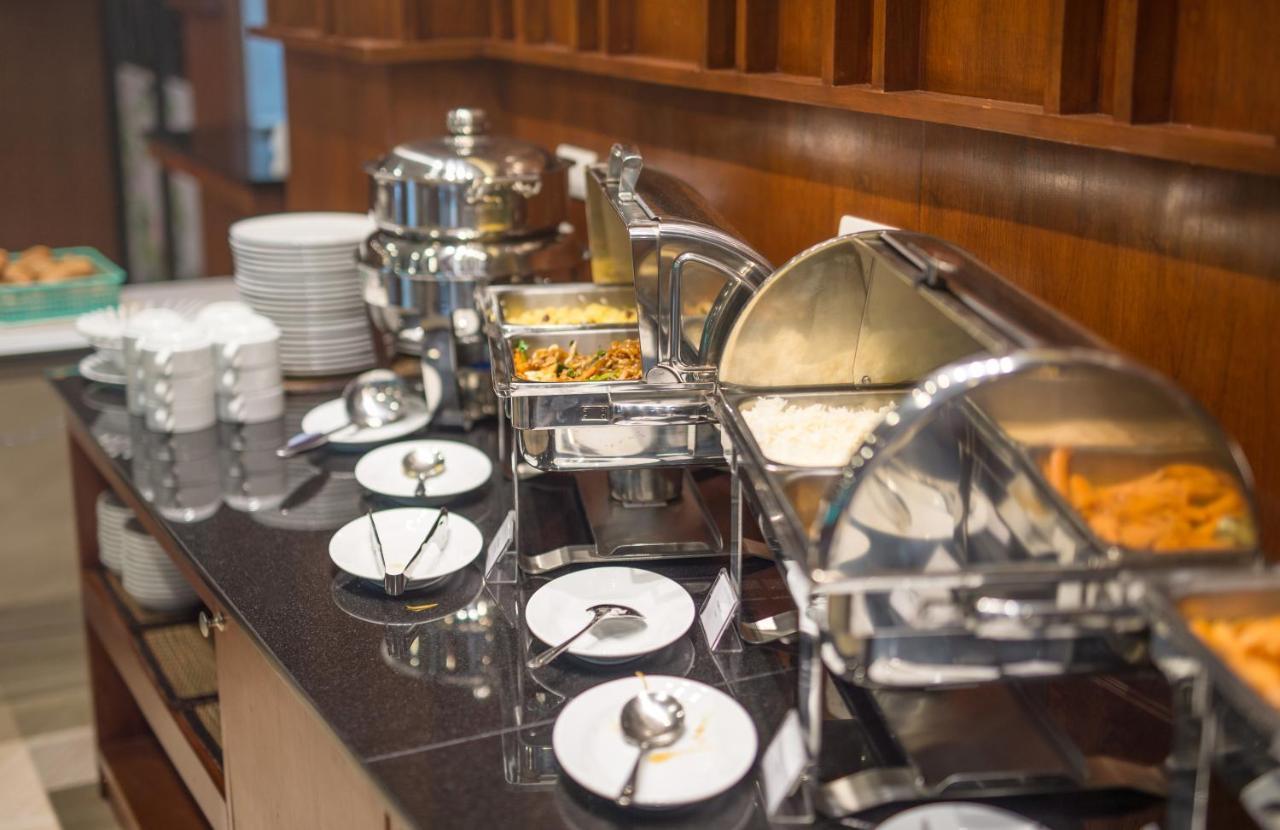 Andaman Breeze Hotel 4*
