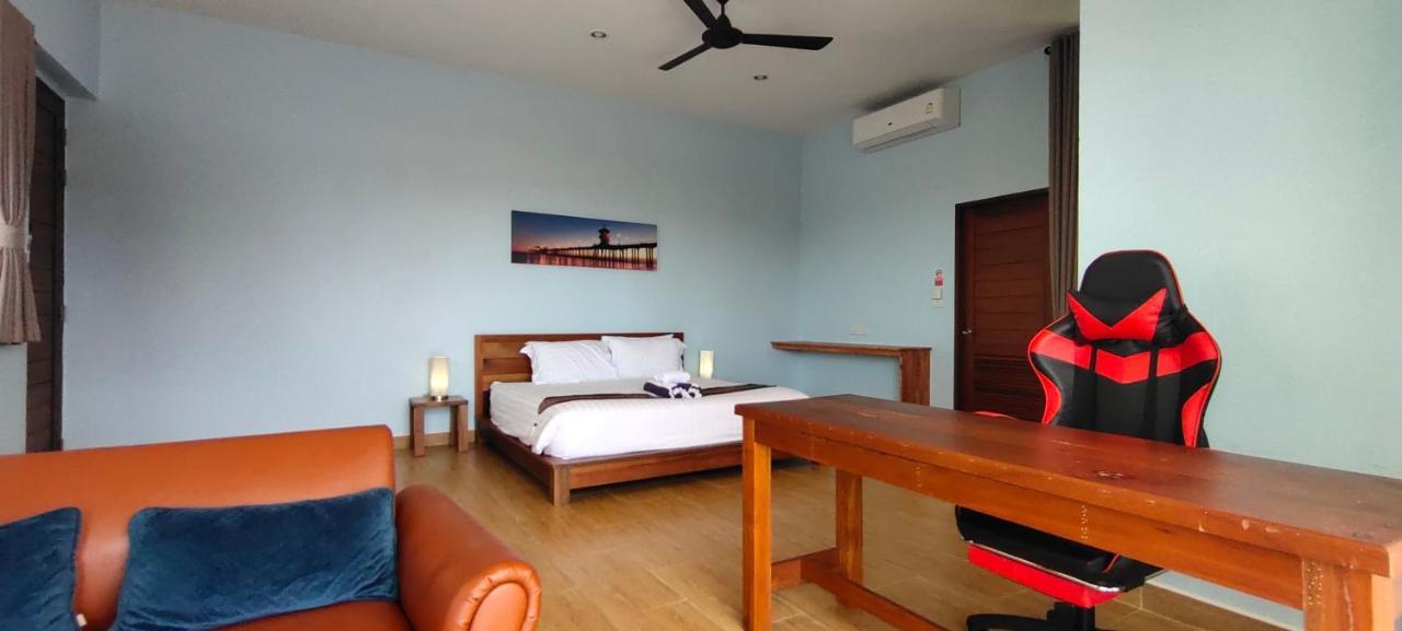 Le Grand Bleu Hotel