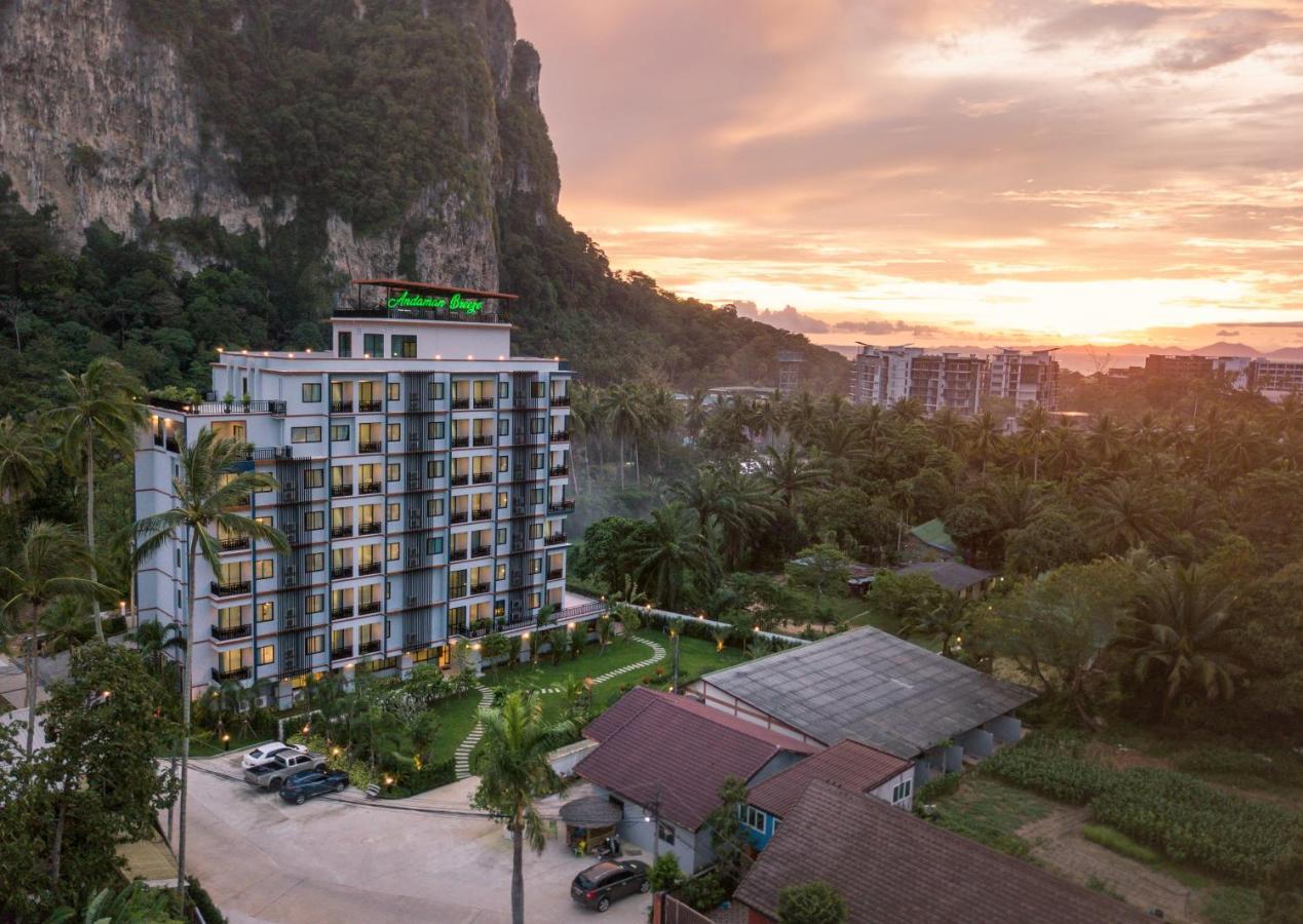 Hotel Andaman Breeze 4*