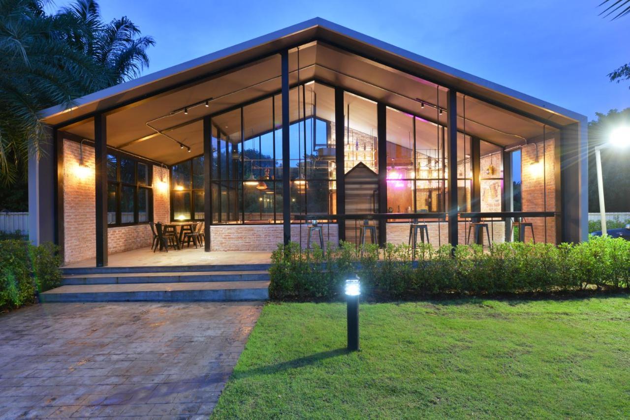 Hotel The Chill At 3*