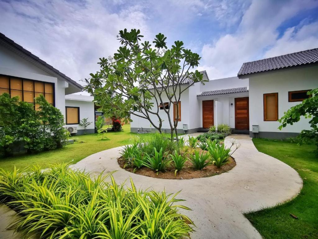 Silan Residence, Koh Phangan - An Authentic Village Experience *