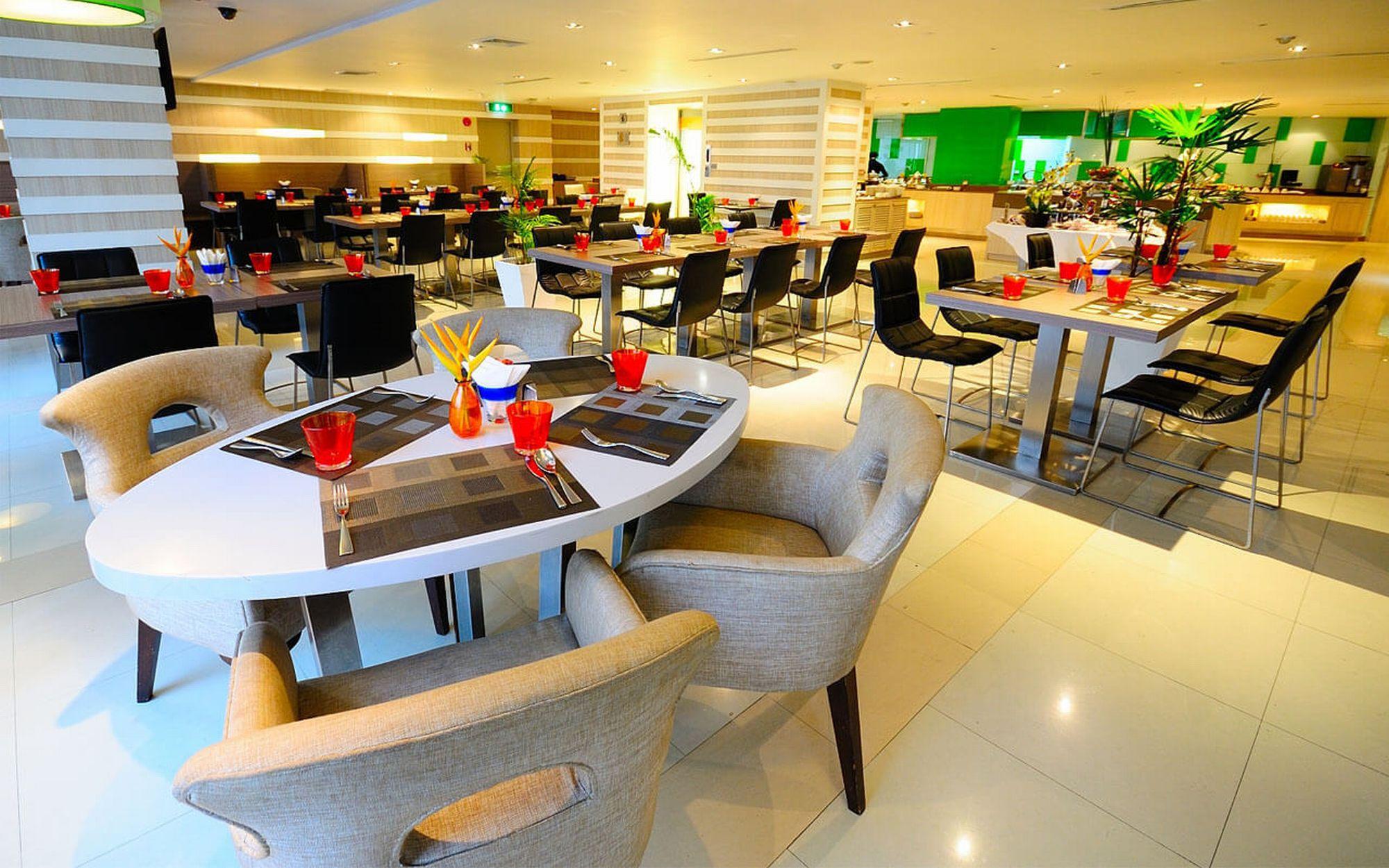 Hotel Hilton Garden Silom Banguecoque