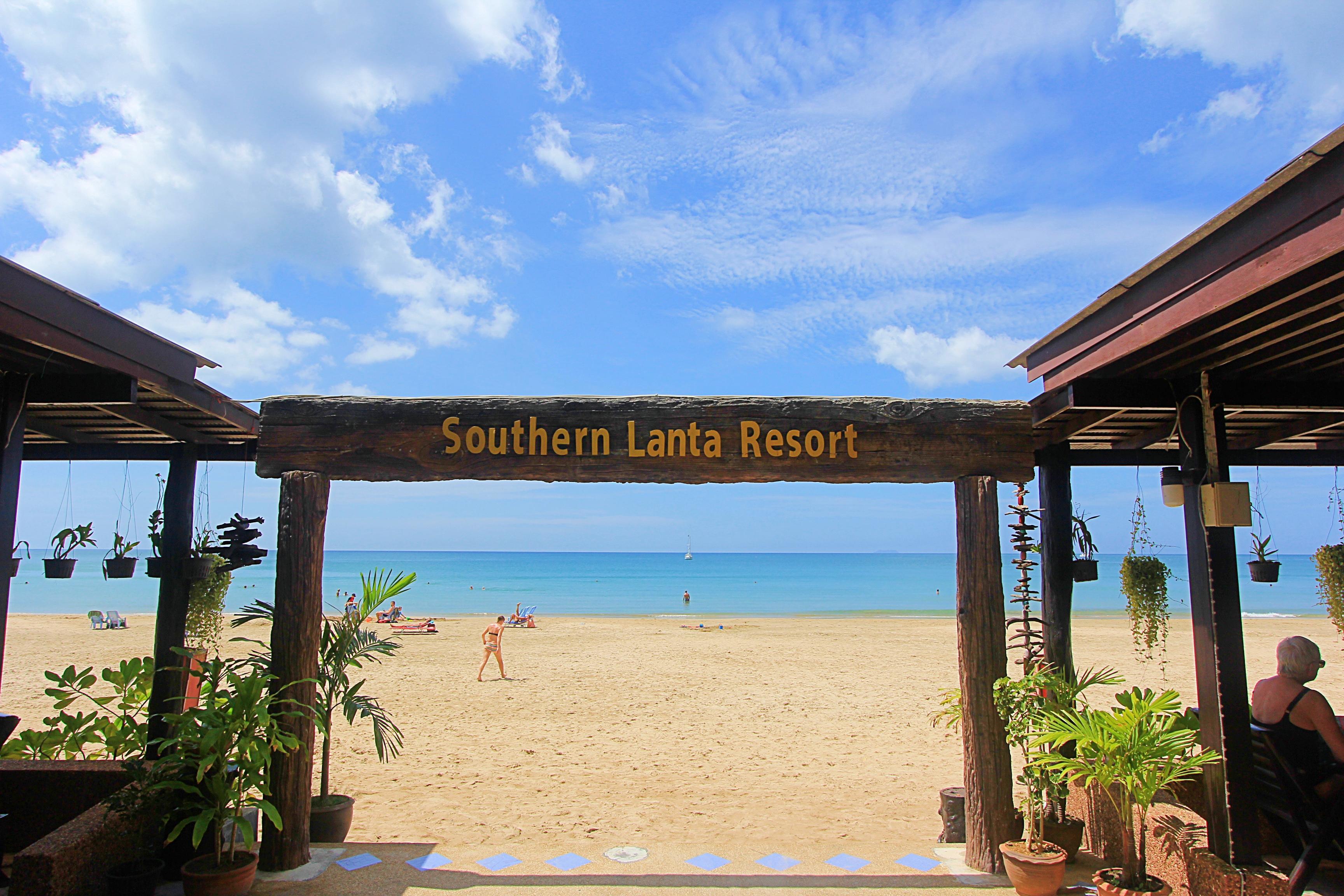 Southern Lanta Resort 3*
