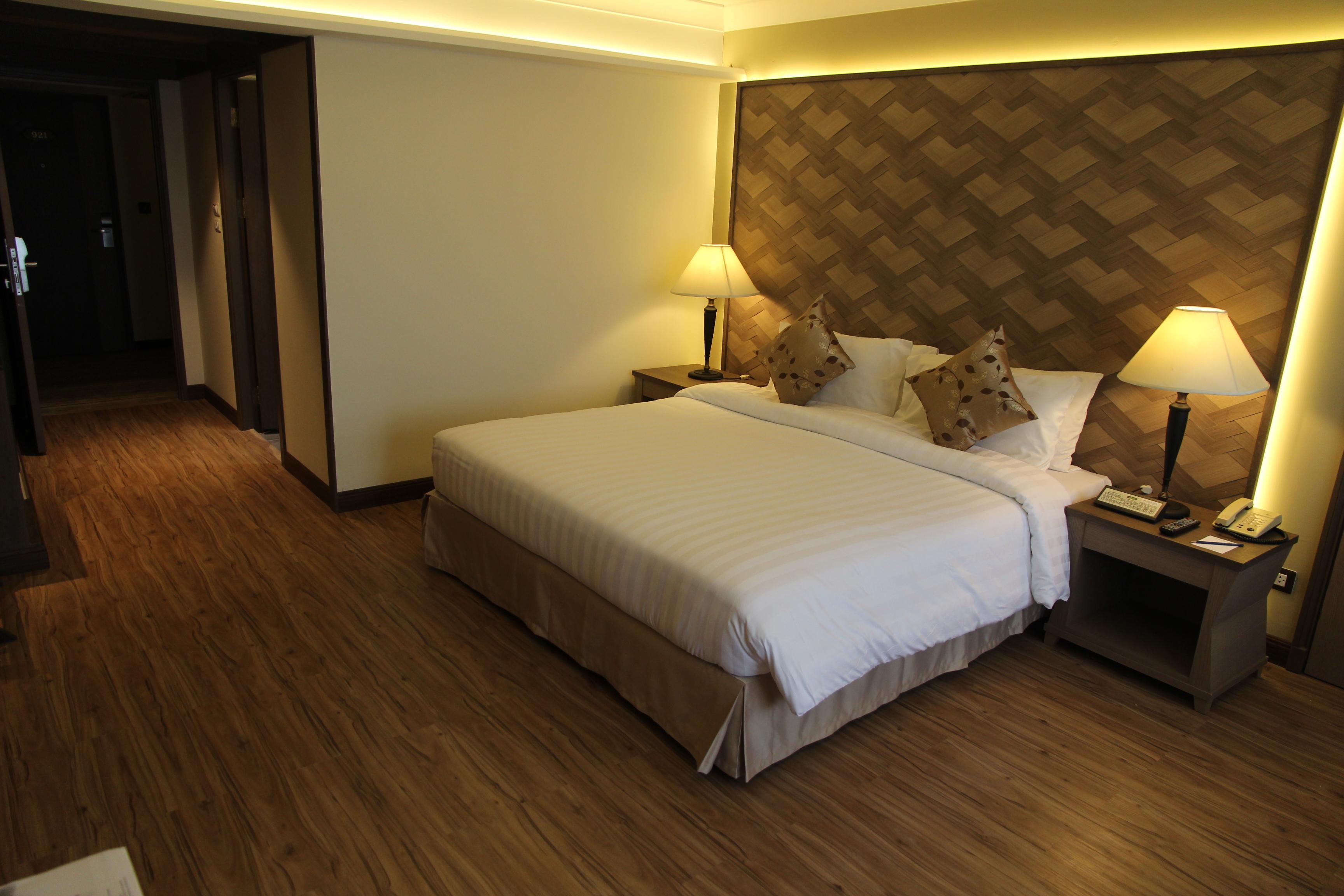 Hotel Amora Thapae 4*