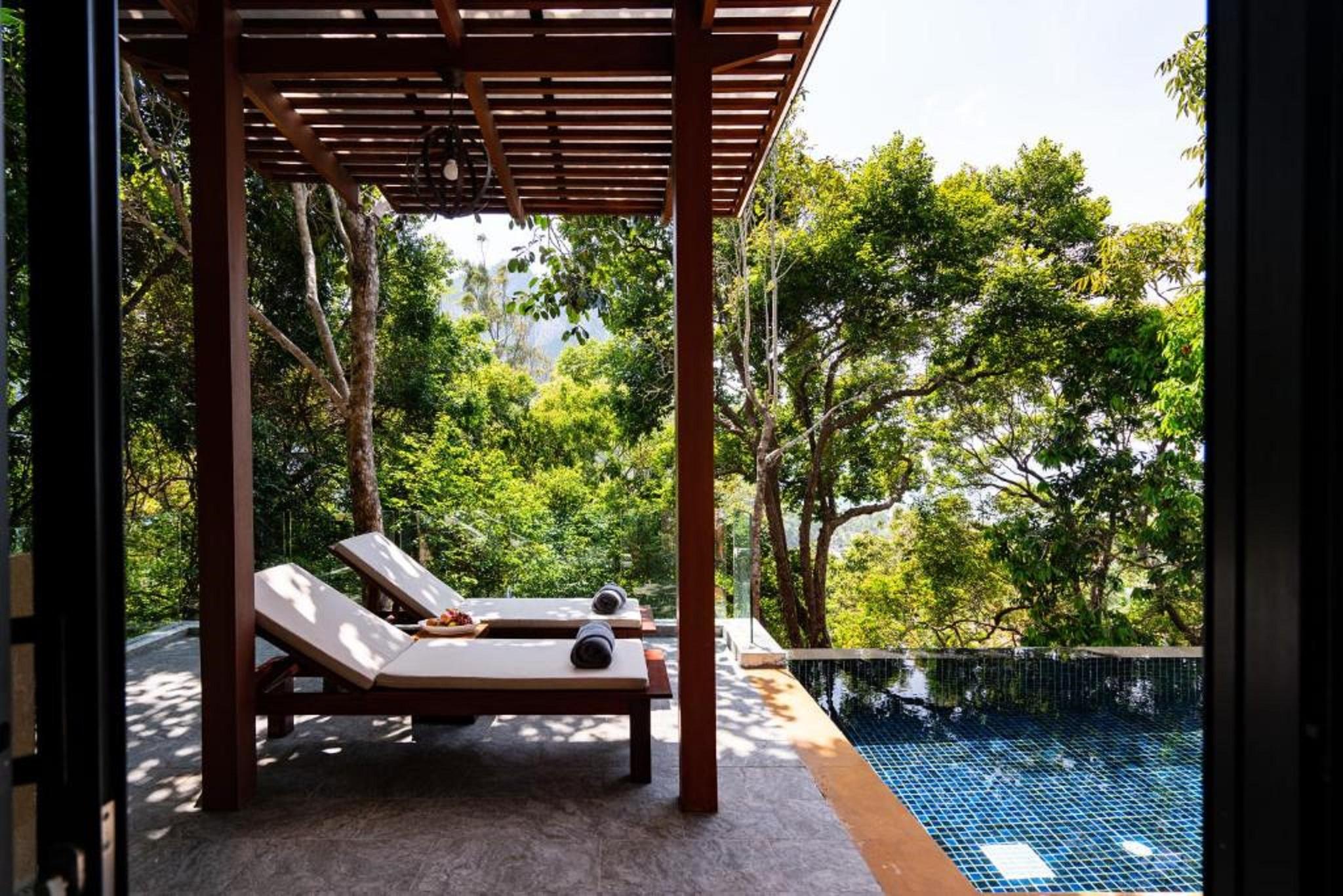 Avani Cliff Krabi