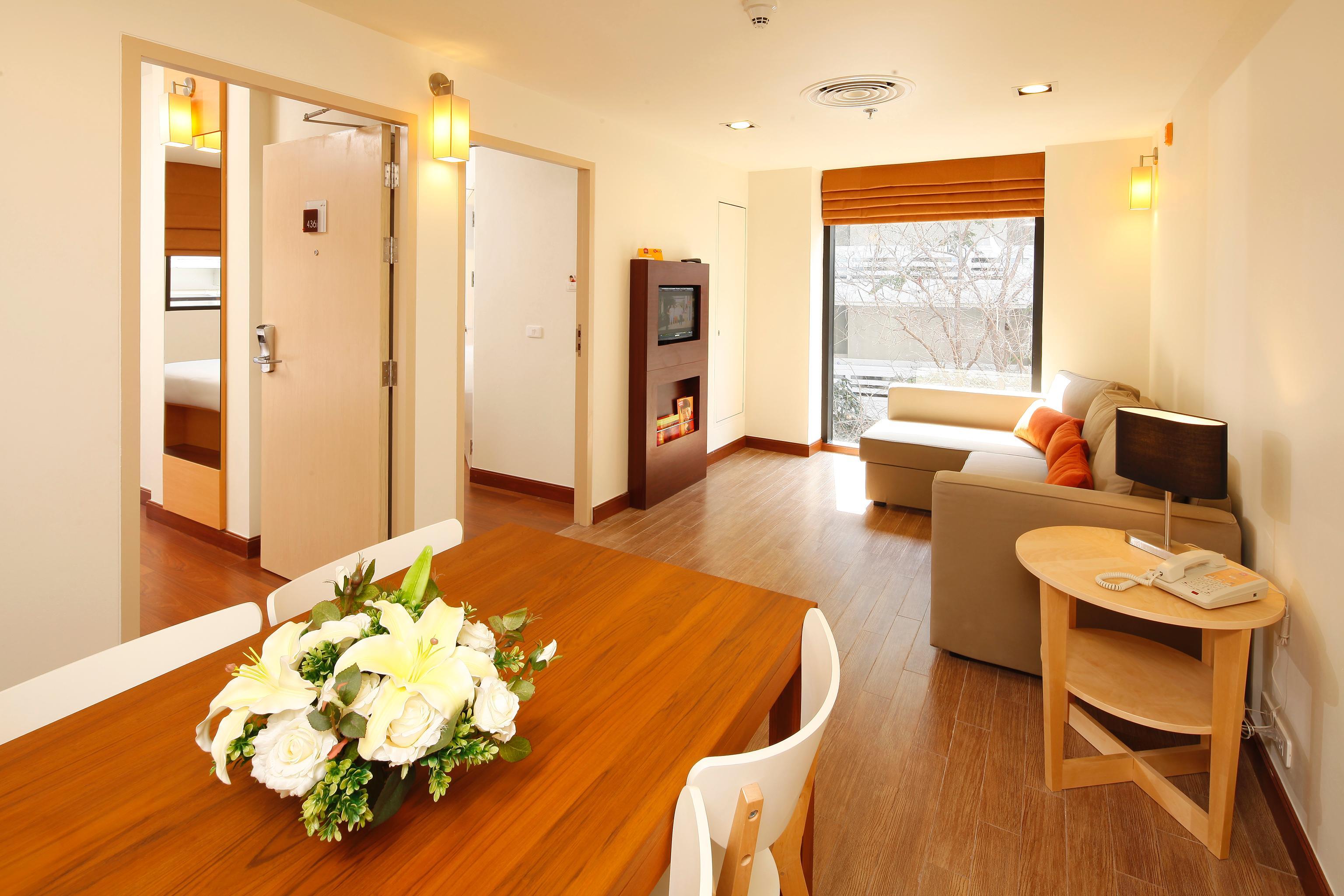 Hotel Ibis HHQ