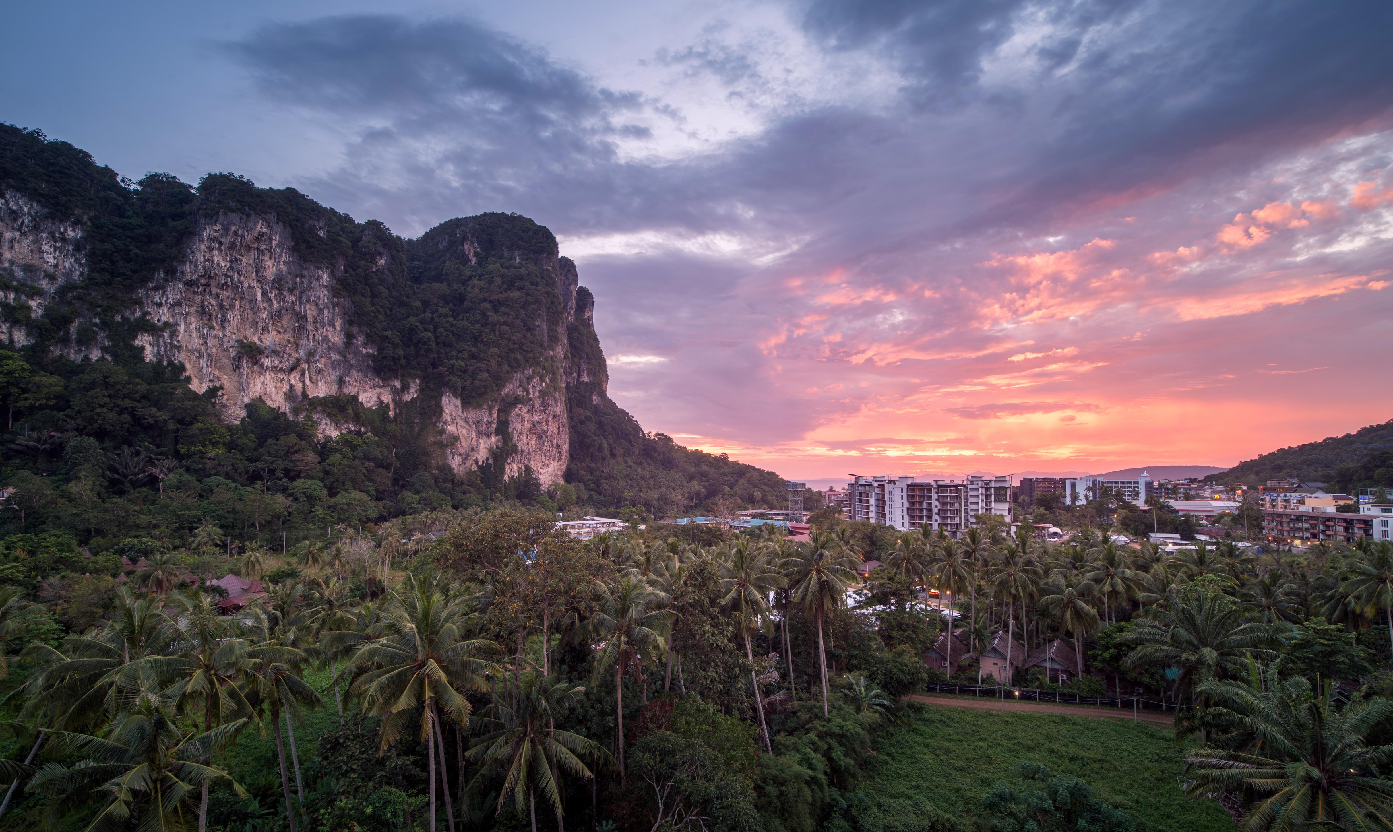 Hotel Andaman Breeze 4*