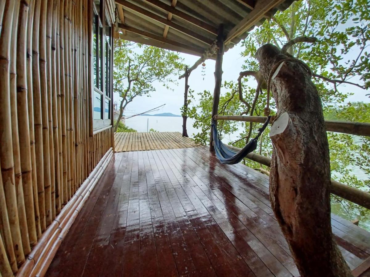 Homestay Deep House Sea View *