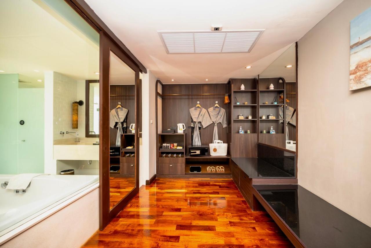 The Rock Beachfront 4* Hua Hin