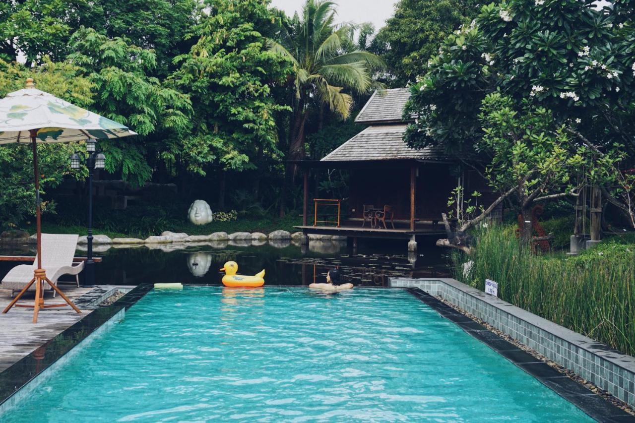 Resort Baansuwanburi - บ้านสุวรรณบุรี 3*