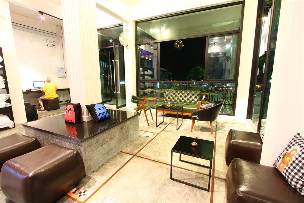 Pak-up Hostel *