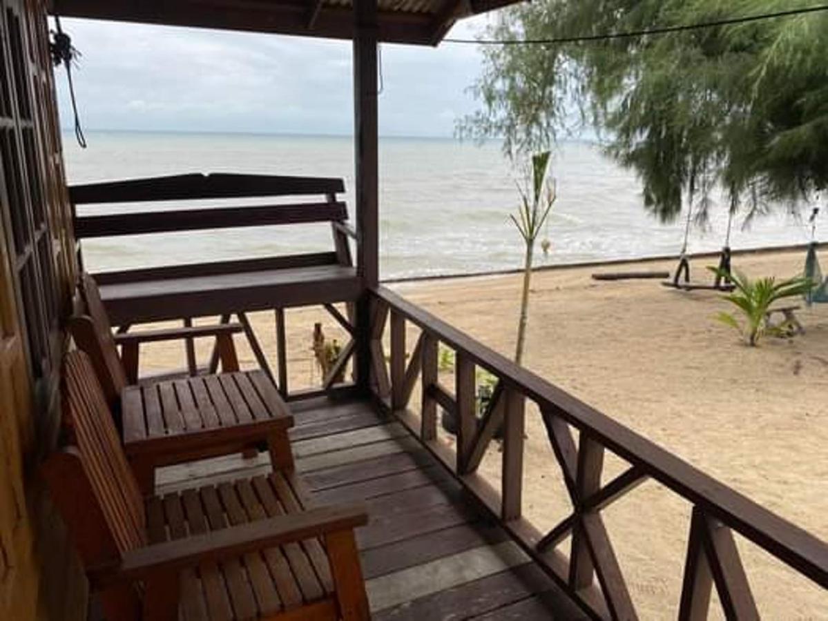 Guest house Pinks Baan Tai