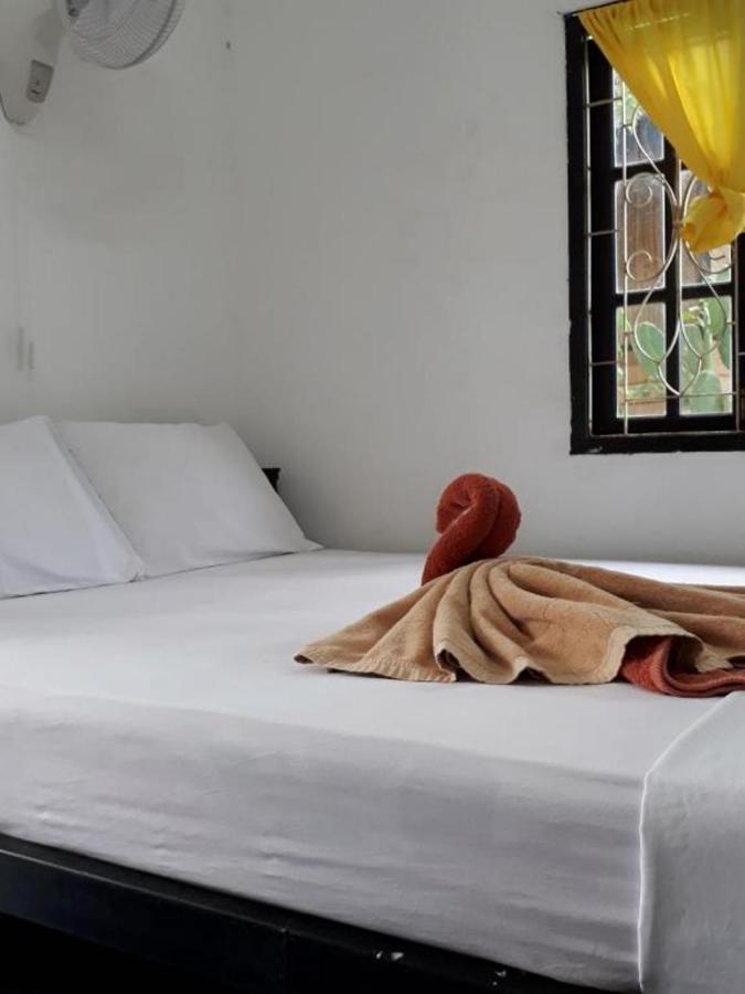 Pinks Guest house *