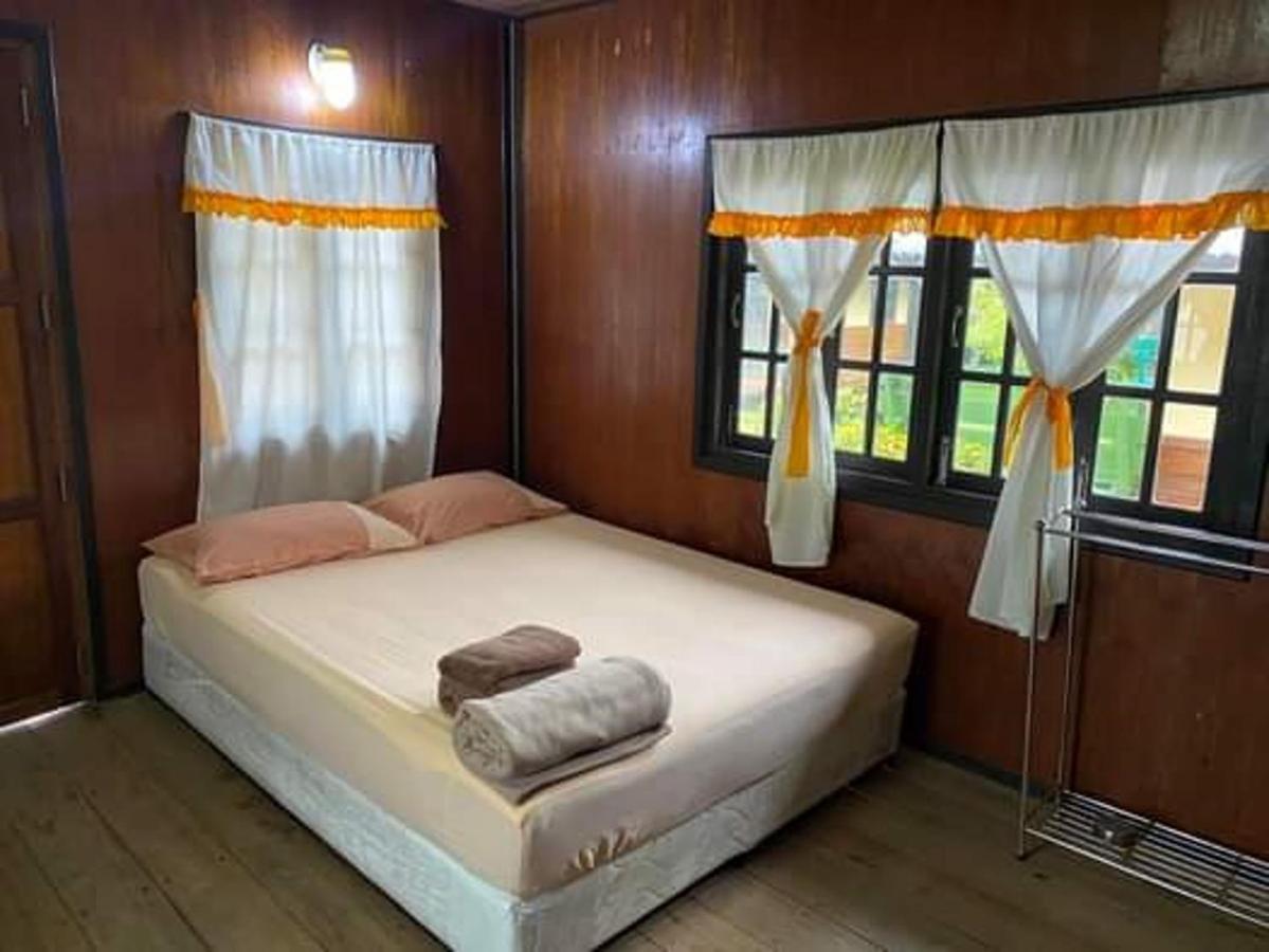 Guest house Pinks Baan Tai