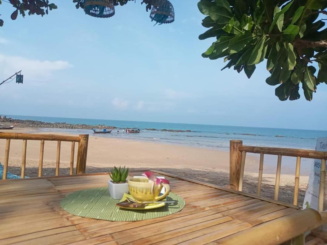 Lazy Days Hotel 3*
