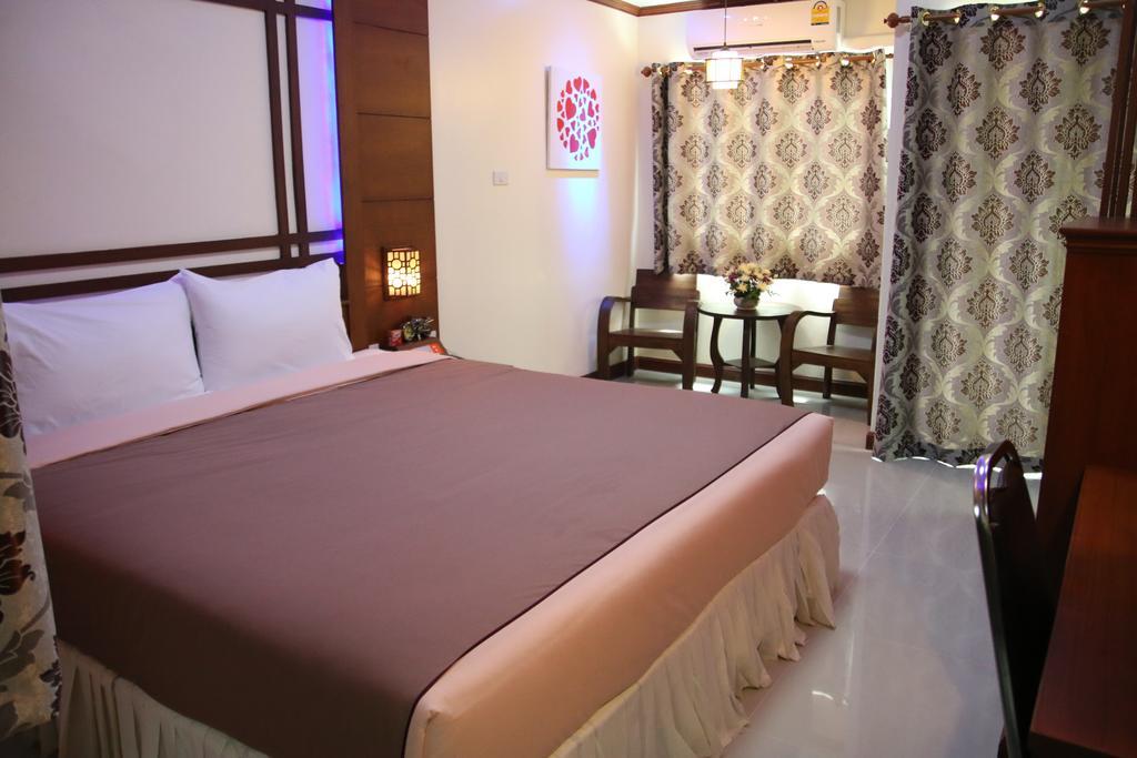 บ้านเกื้อ เดอะ ลิฟวิ่ง