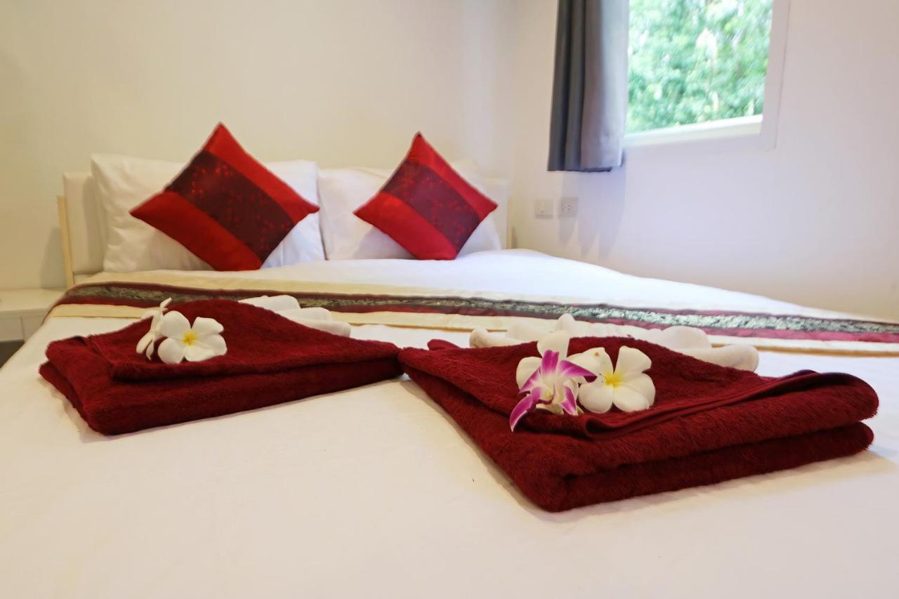 White Flower Lanta Aparthotel Koh Lanta