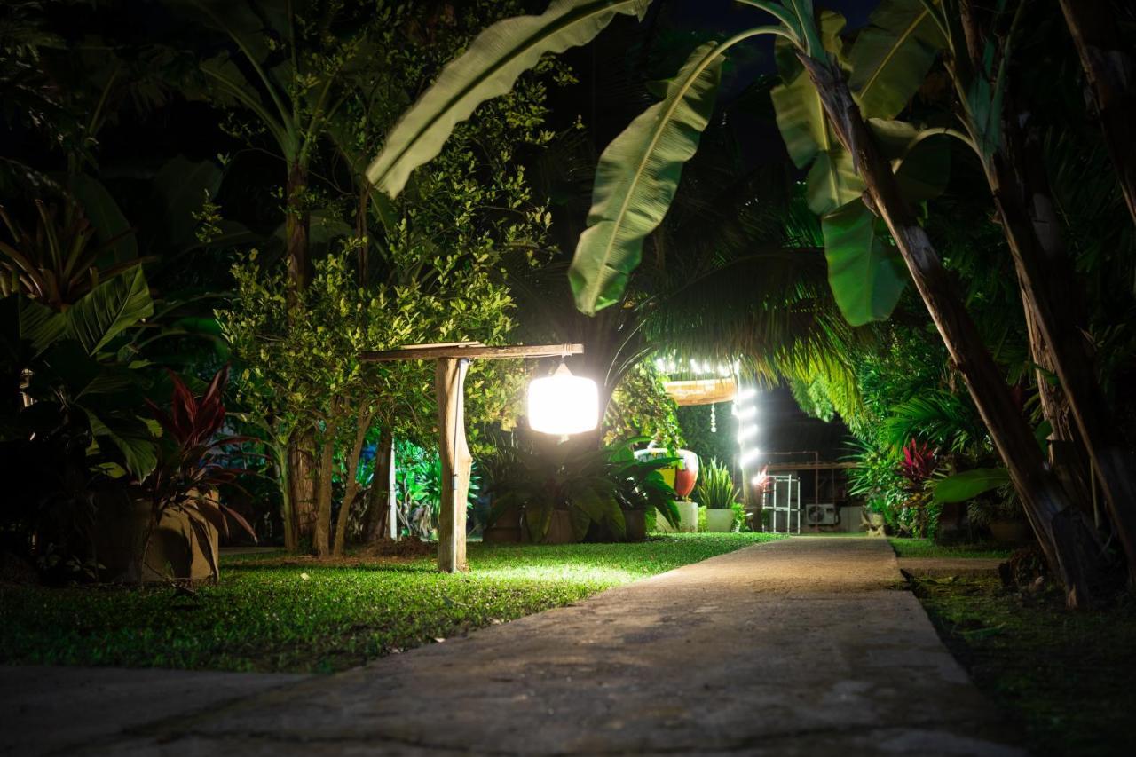 Lanta Andaleaf Koh Lanta