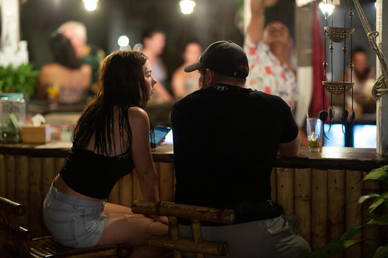 Tiki Beach Koh Phangan Beach Restaurant Bar And Coworking (Adults Only) Hotel Ban Tai