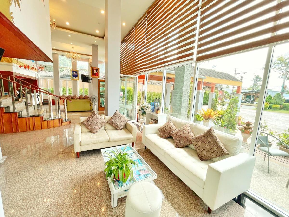 Peak Boutique City