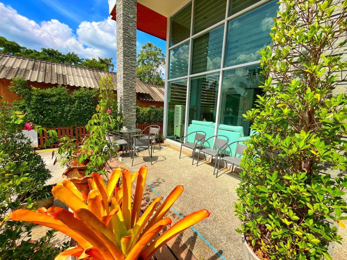 Peak Boutique City