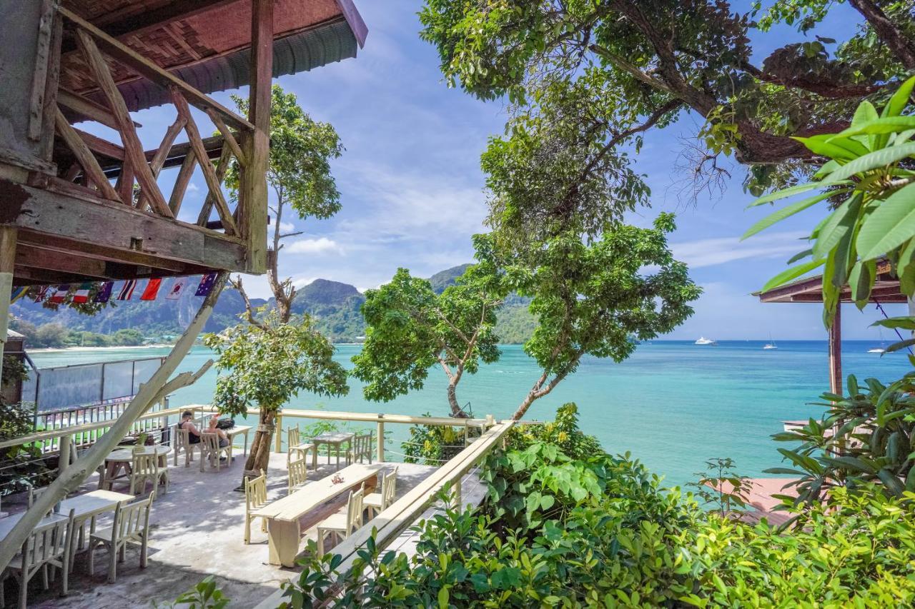 Cozy Seafront Phi Phi Don