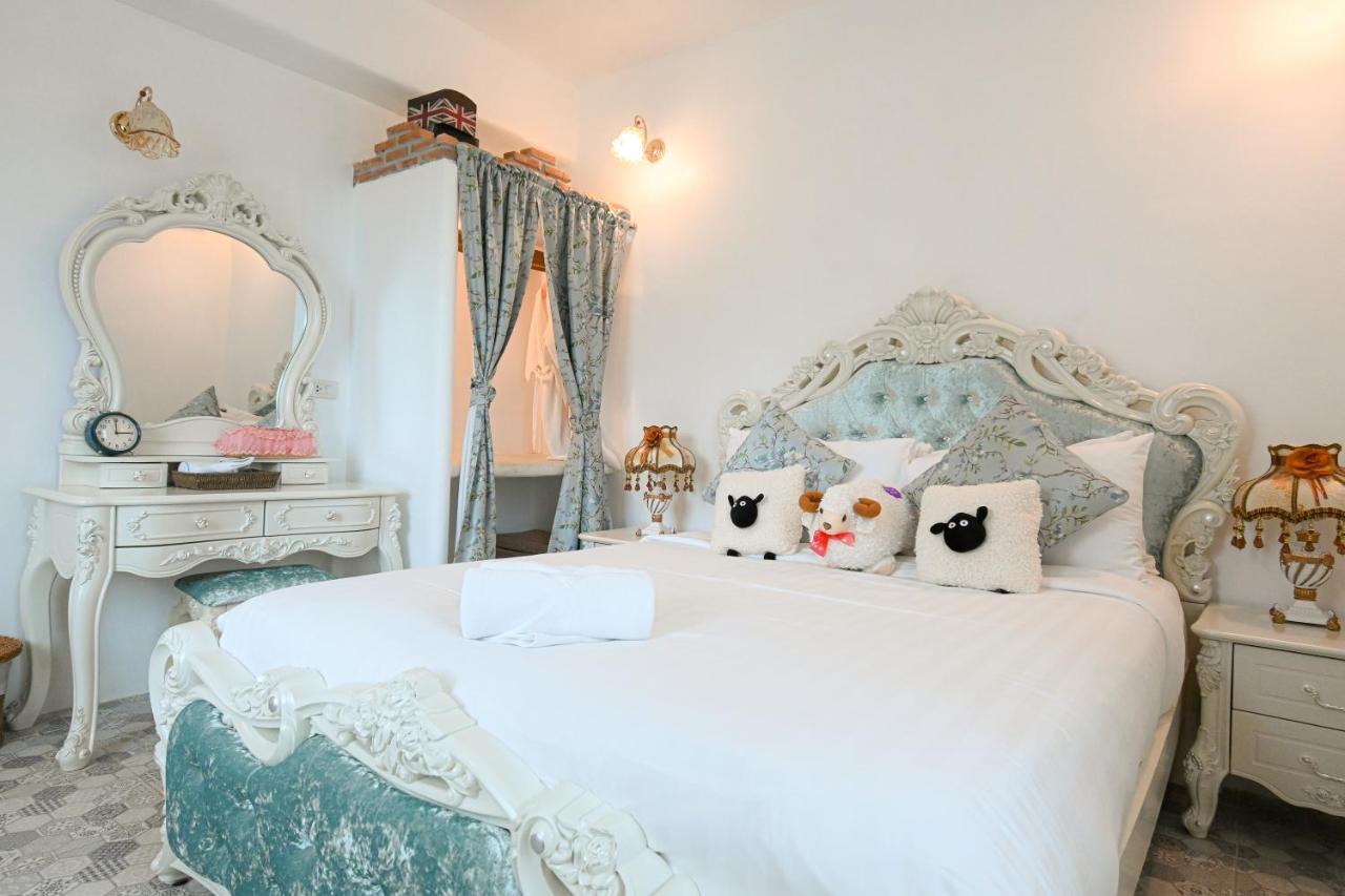 Swiss Valley Hip Resort