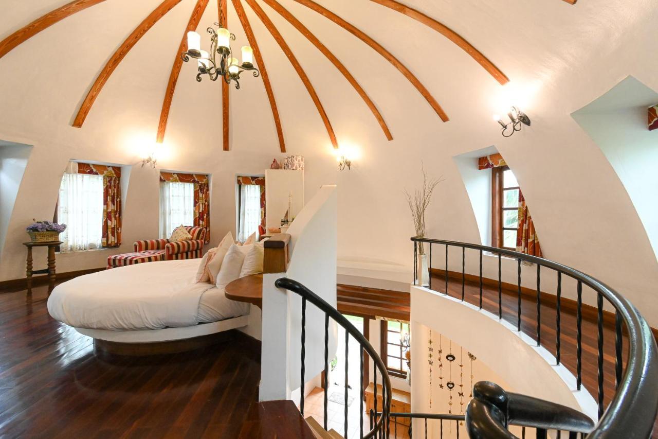 Resort Swiss Valley Hip Suan Phueng