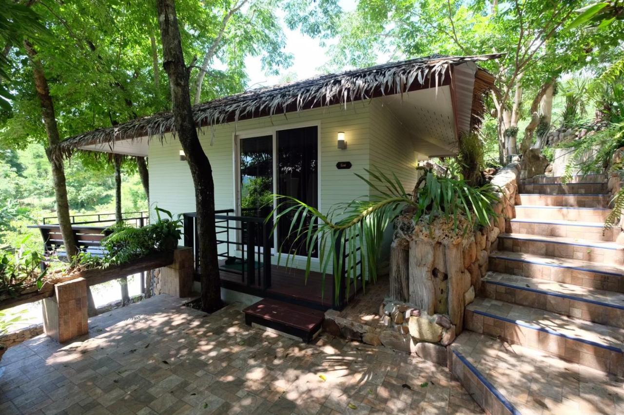 Resort The Triple M Mountain Suan Phueng