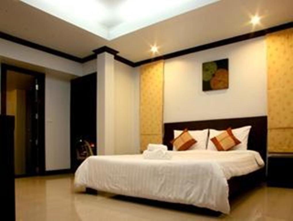 Napalai House & 3*