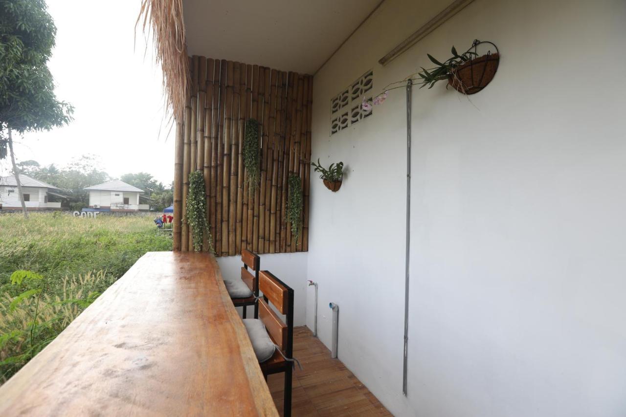 Leo Hostel *