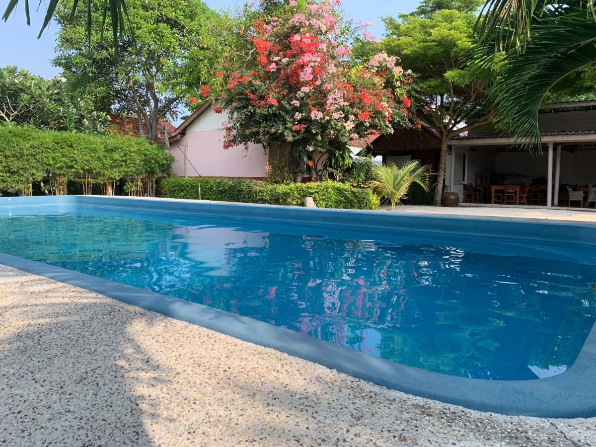 Ba Kao Bay 3* Phi Phi Don