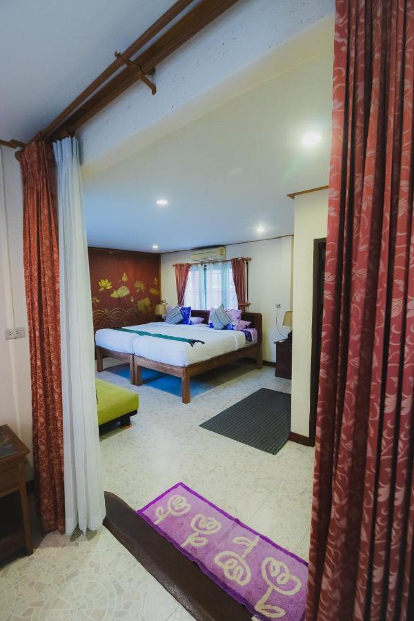 Joy's House & Tour Acomodação com café da manhã  Chiang Mai