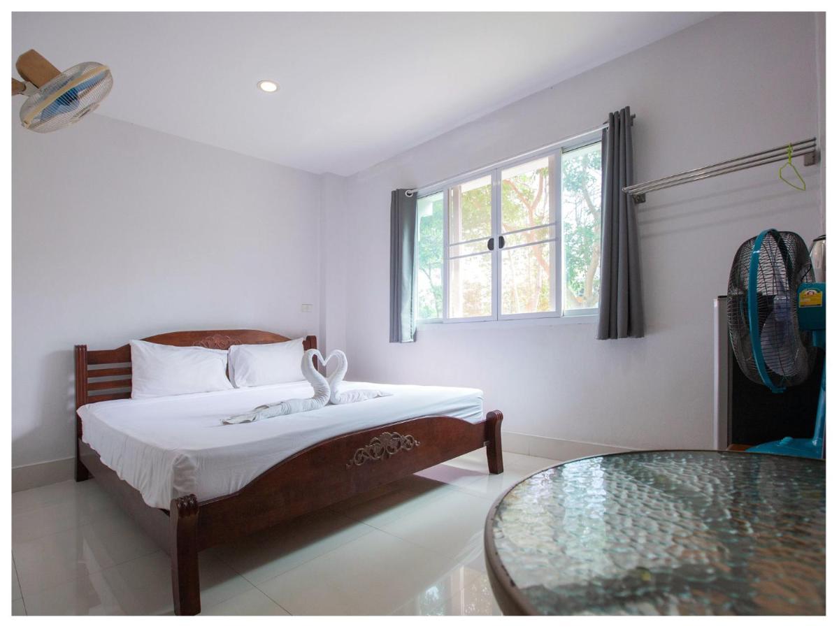 Namhasin House Koh Tao