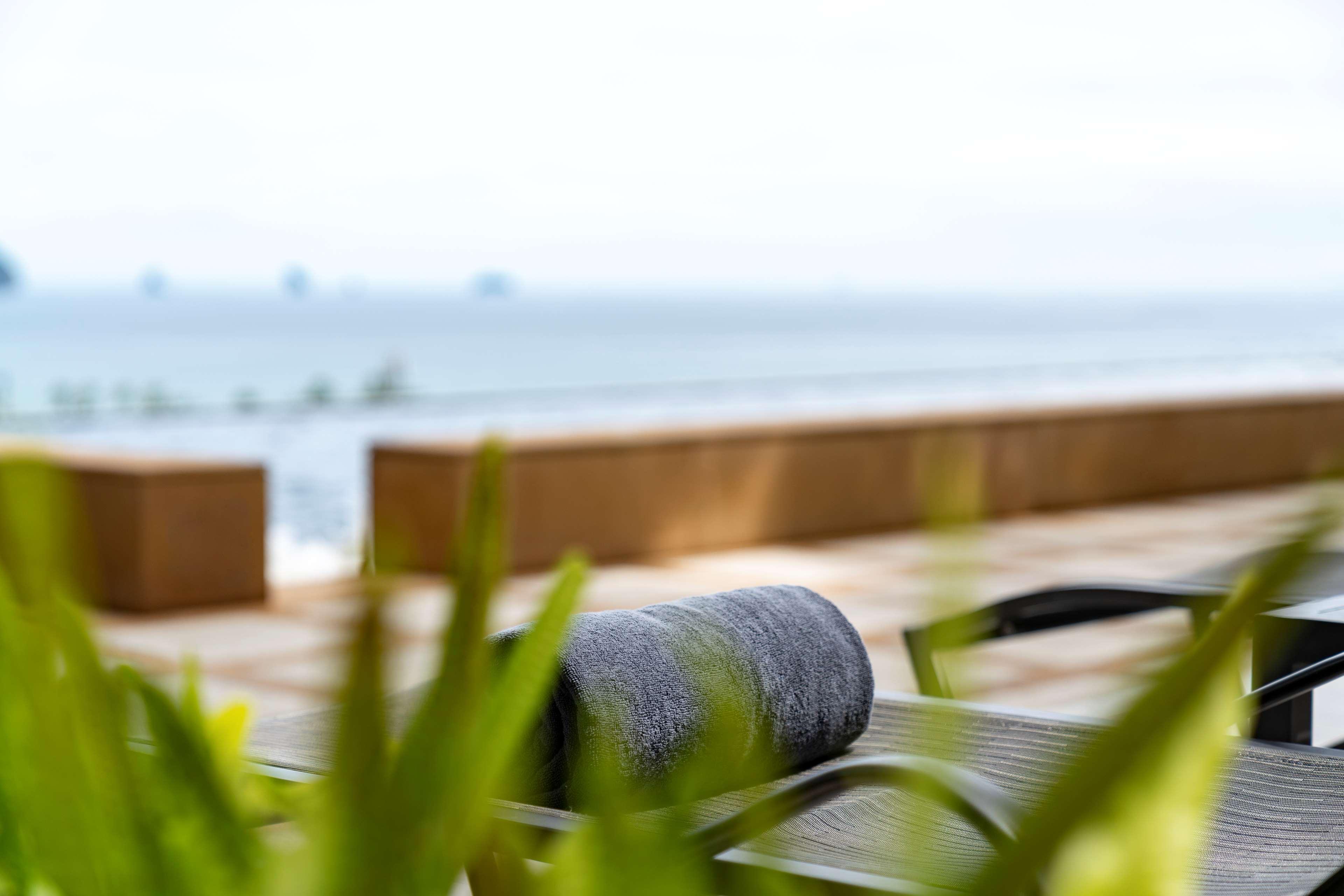 Resort Avani Cliff Krabi 4*