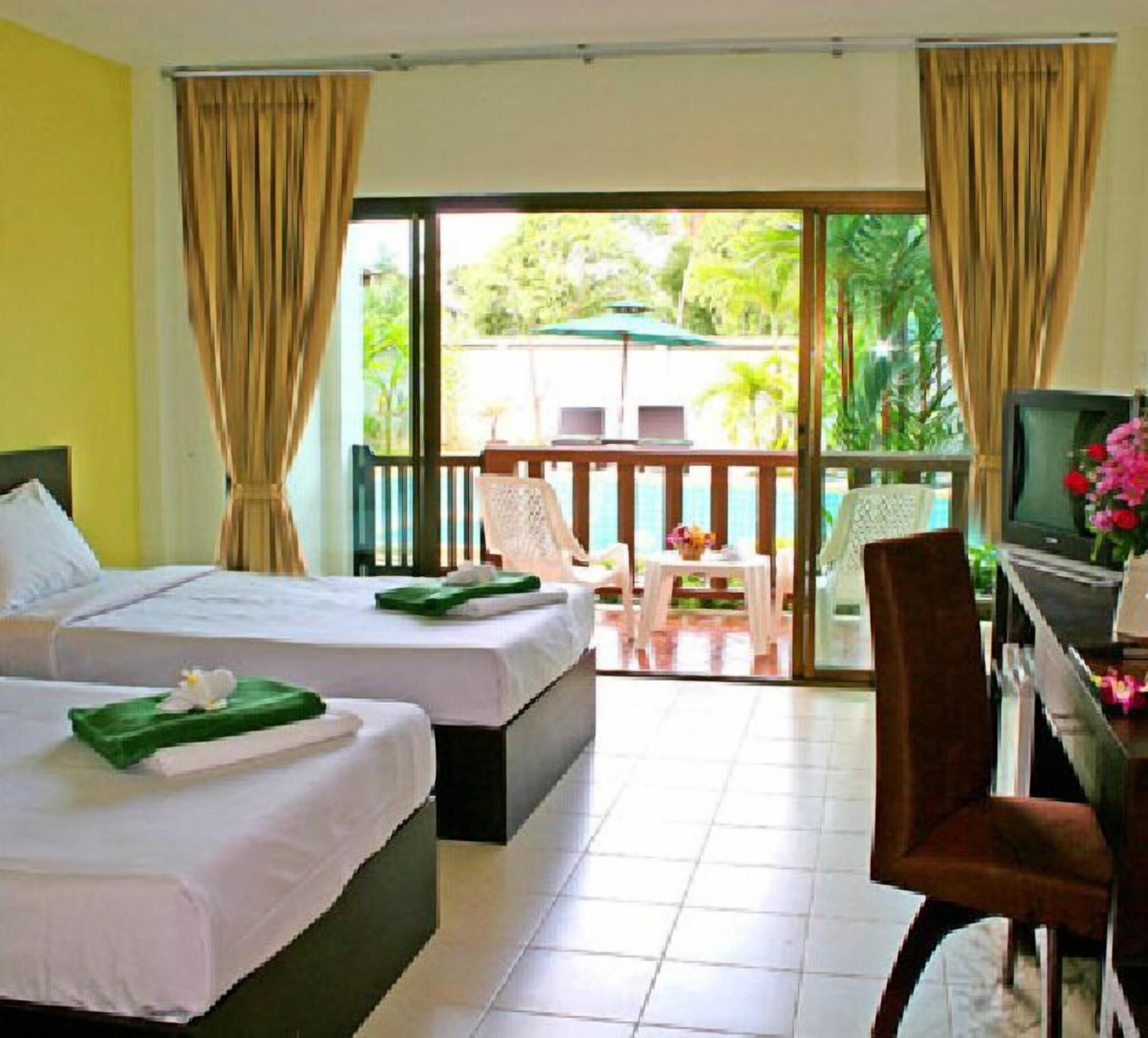 Cozy Place Hotel 2*