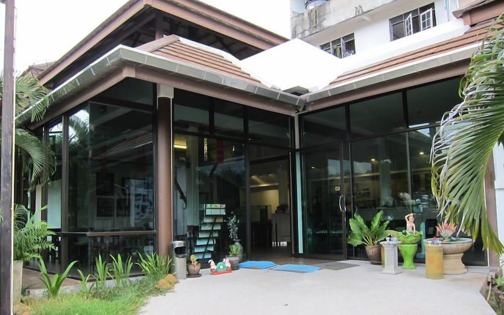 Cozy Place Hotel Krabi