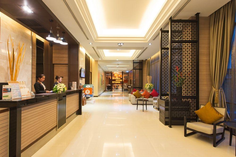 Mida Ngamwongwan - Sha Hotel