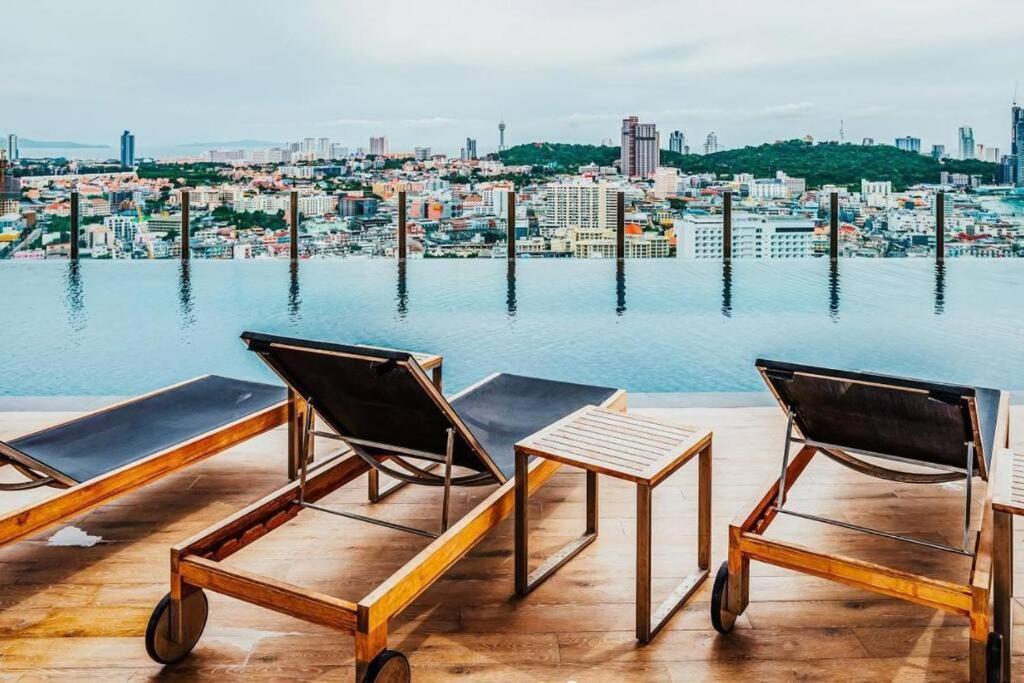 Sea View 2 Bed @ Apartamento *