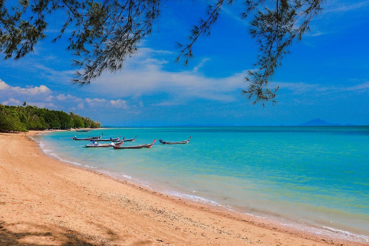Hotel Cha-cha Krabi Beachfront Ao Nam Mao