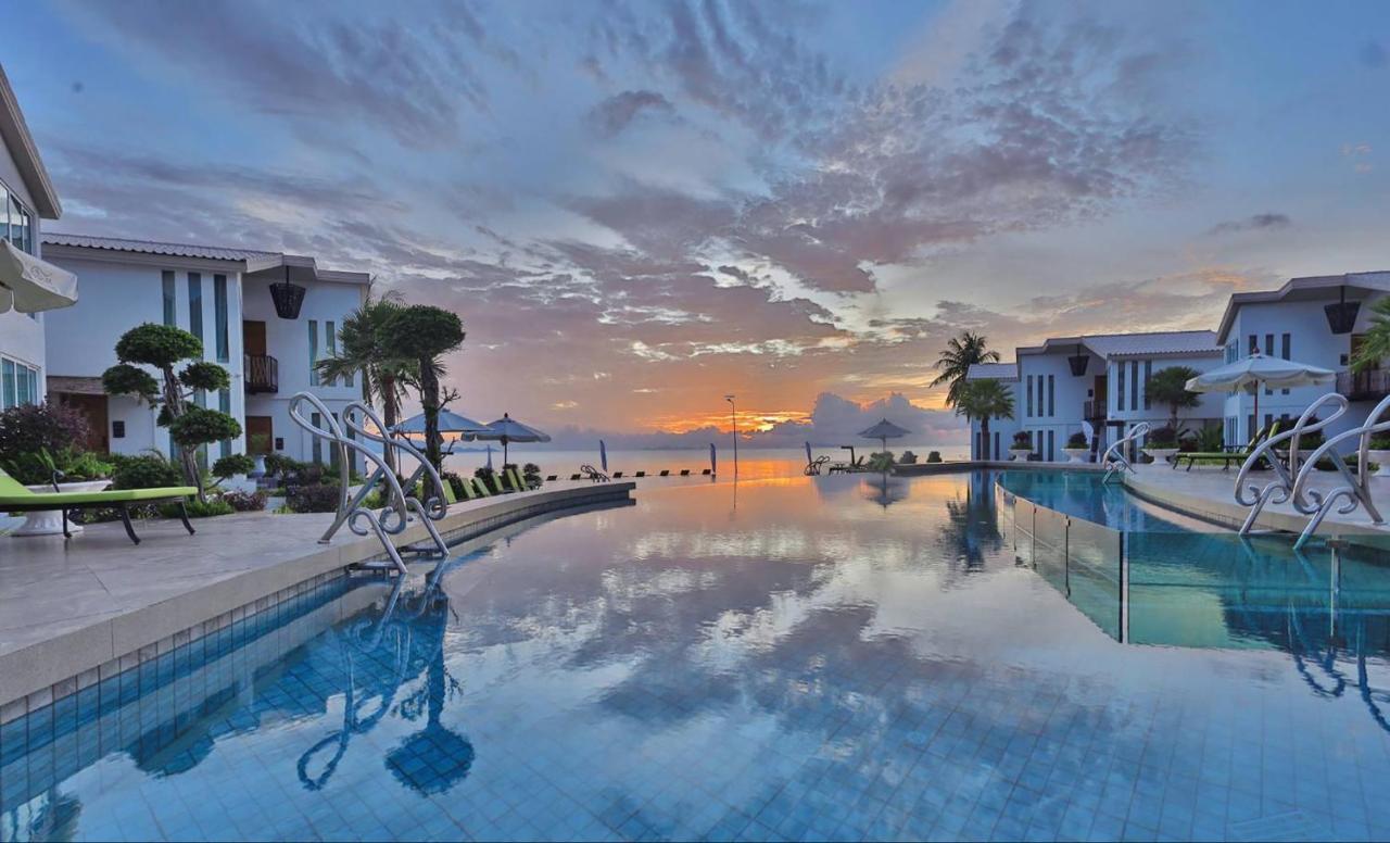 Hotel Vannee Golden Sands Beachfront Haad Rin
