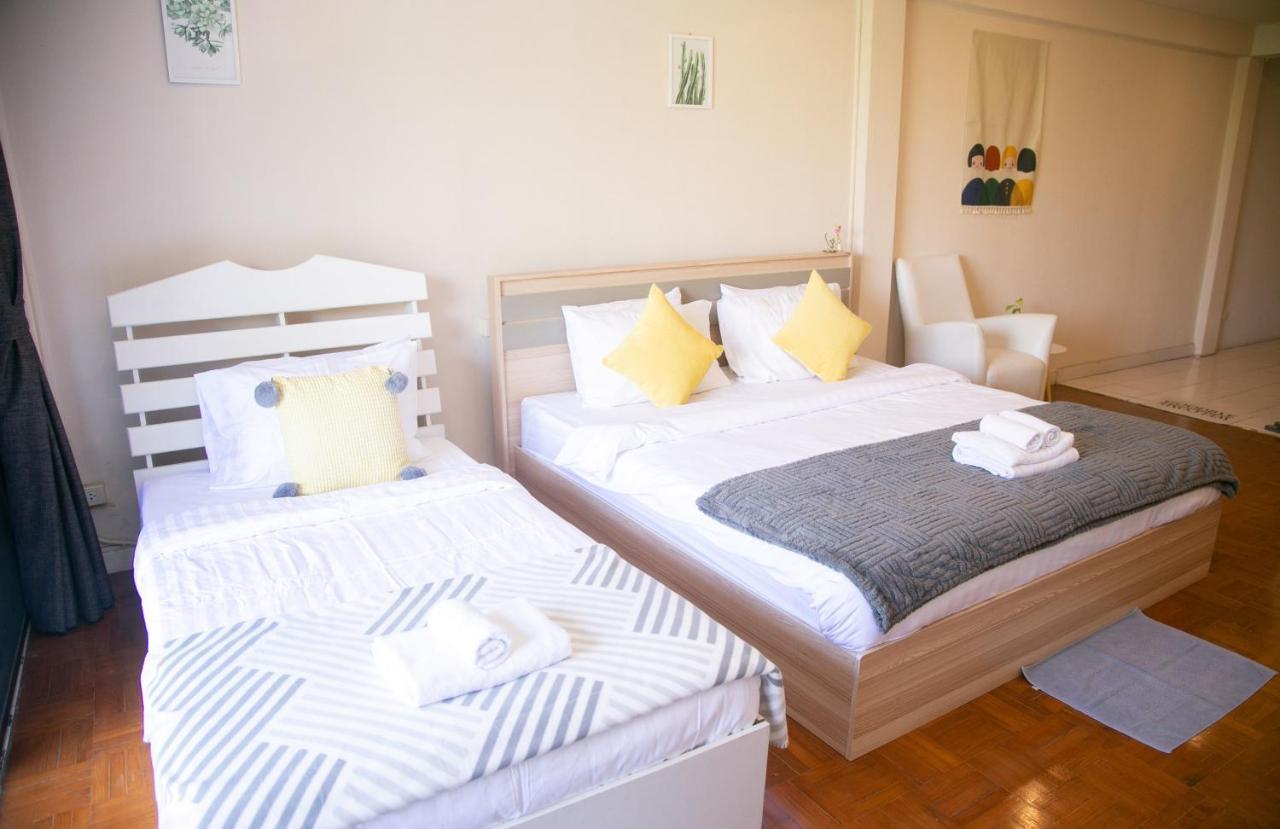 Hello Host - Yellow Apartment *