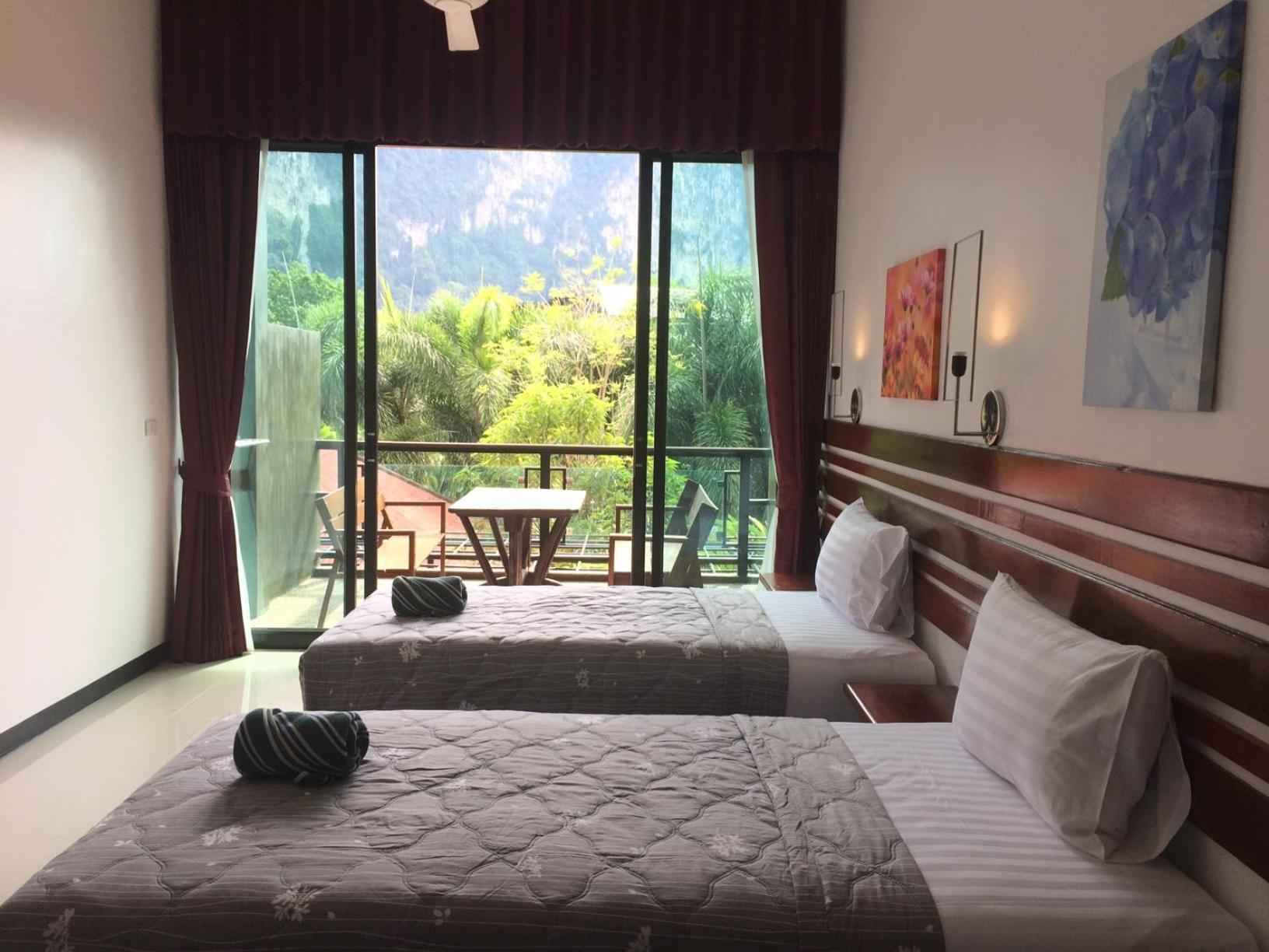 Hotel View Village