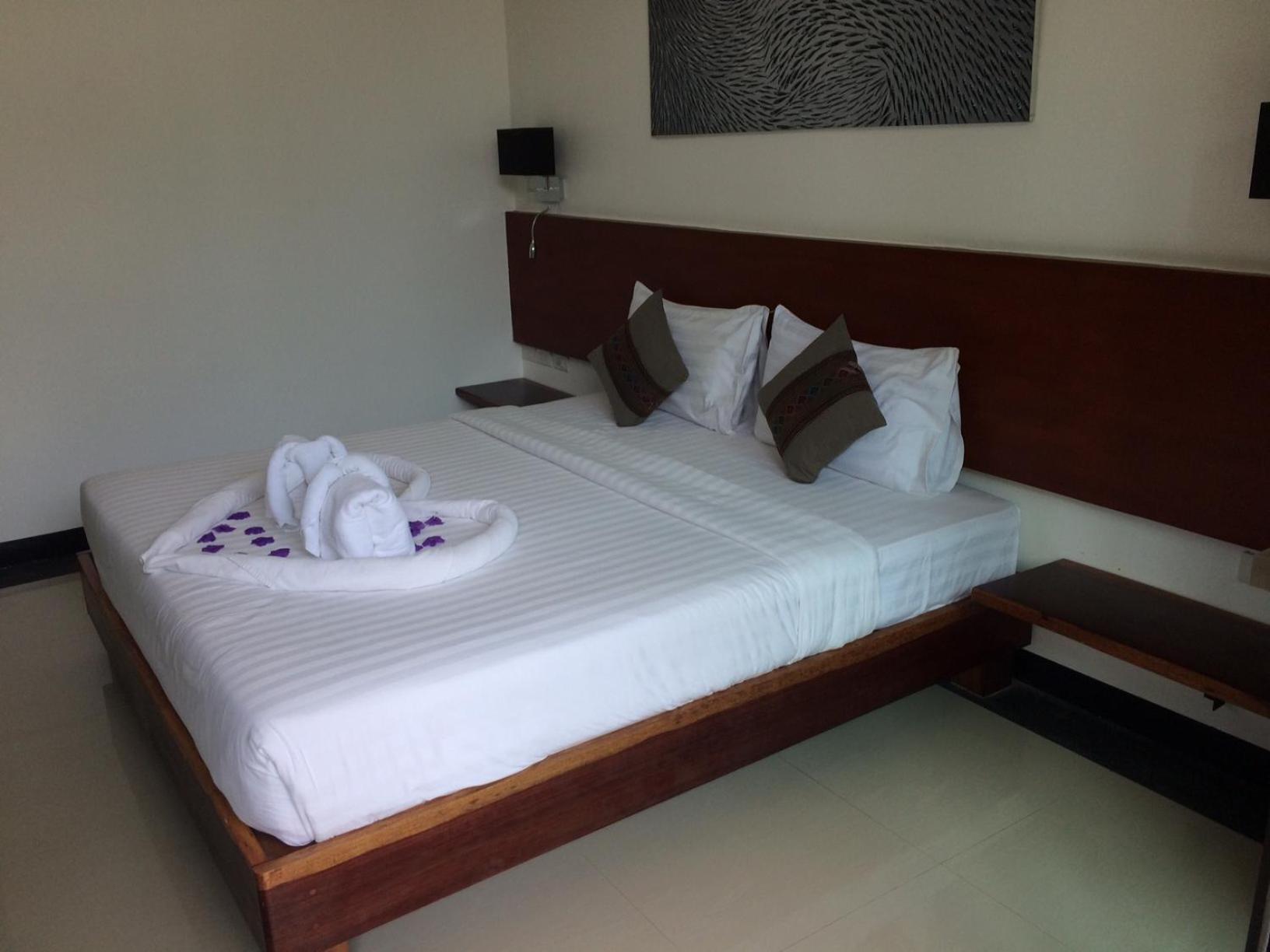 View Village Hotel 3*