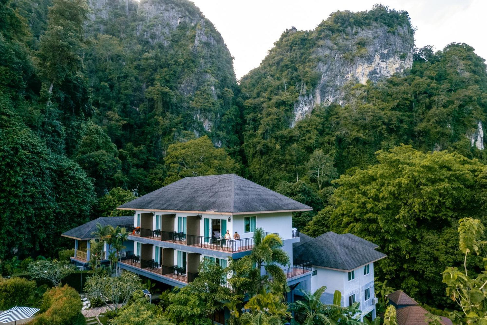 Resort Phutawan