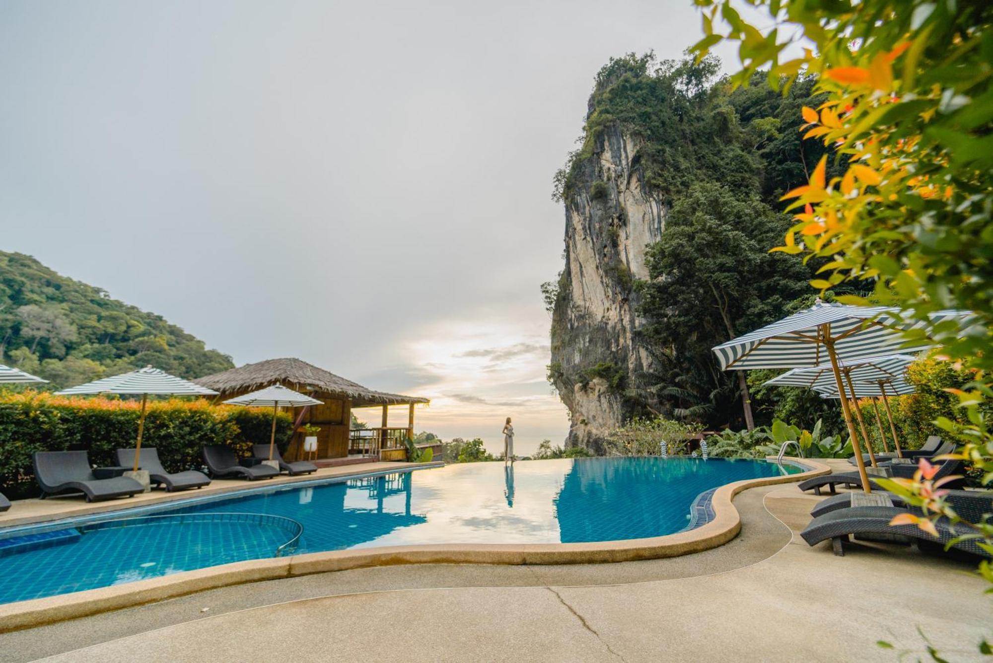 Phutawan Resort