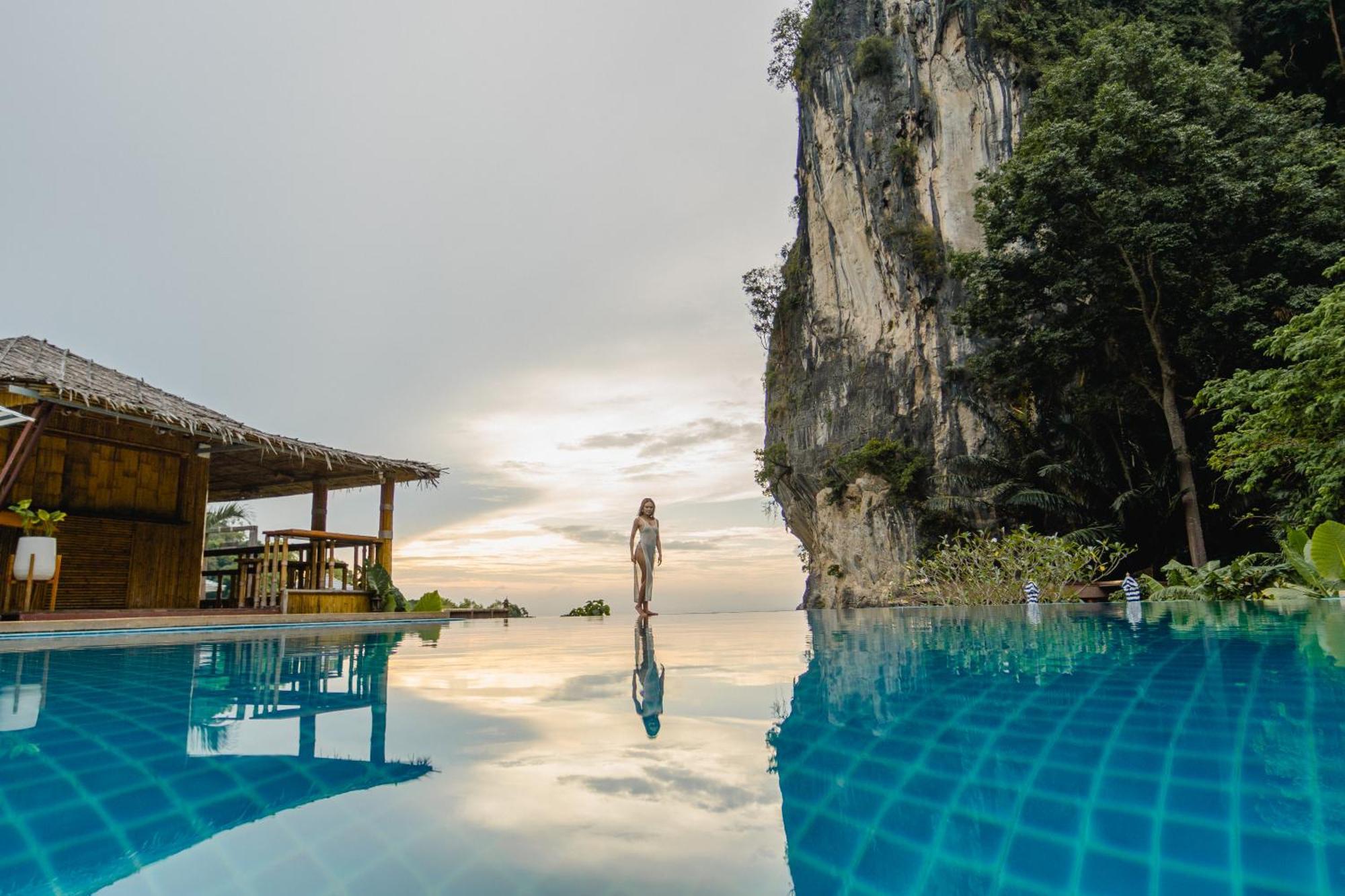Resort Phutawan 3*