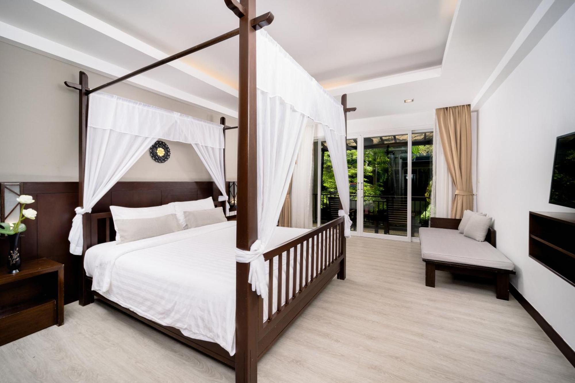 Princess & 4* Railay Beach