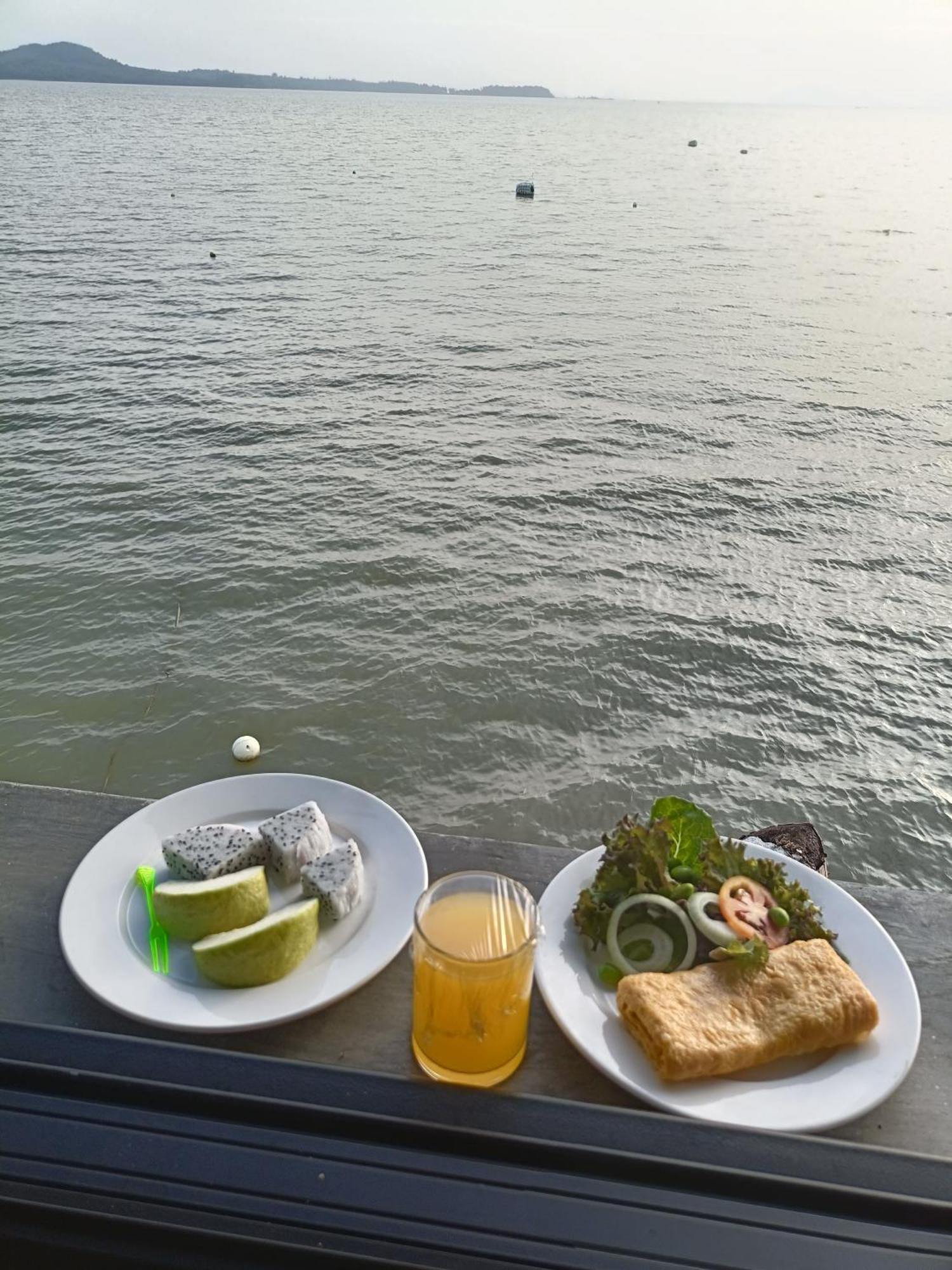 Poohry Seaview Homestay *